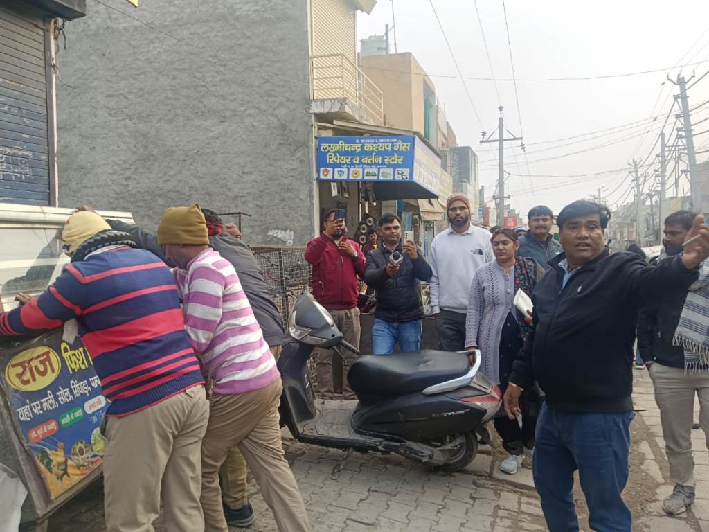 सड़क पर नहीं चलेगी दबंगई निगम का एक्शन मोड ऑन 